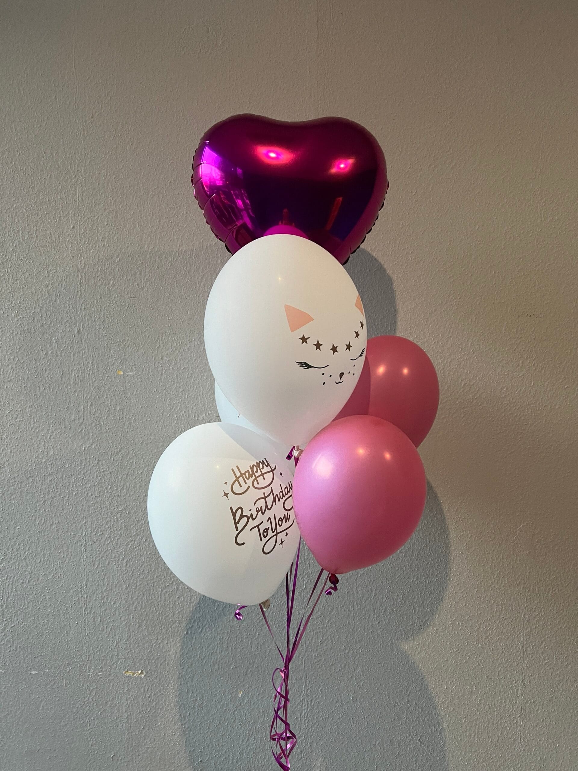 img_4745 Zestaw balonów z helem – różowe i białe balony | Studio Deluxe Poznań