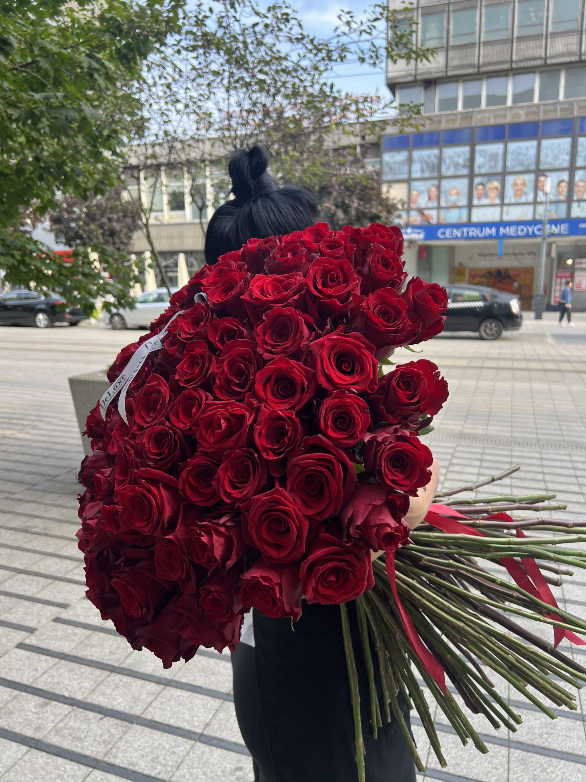 img_5189 Bukiet 101 czerwonych róż Studio Deluxe Poznań