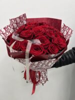 Bukiet róż Explorer Studio Deluxe Poznań