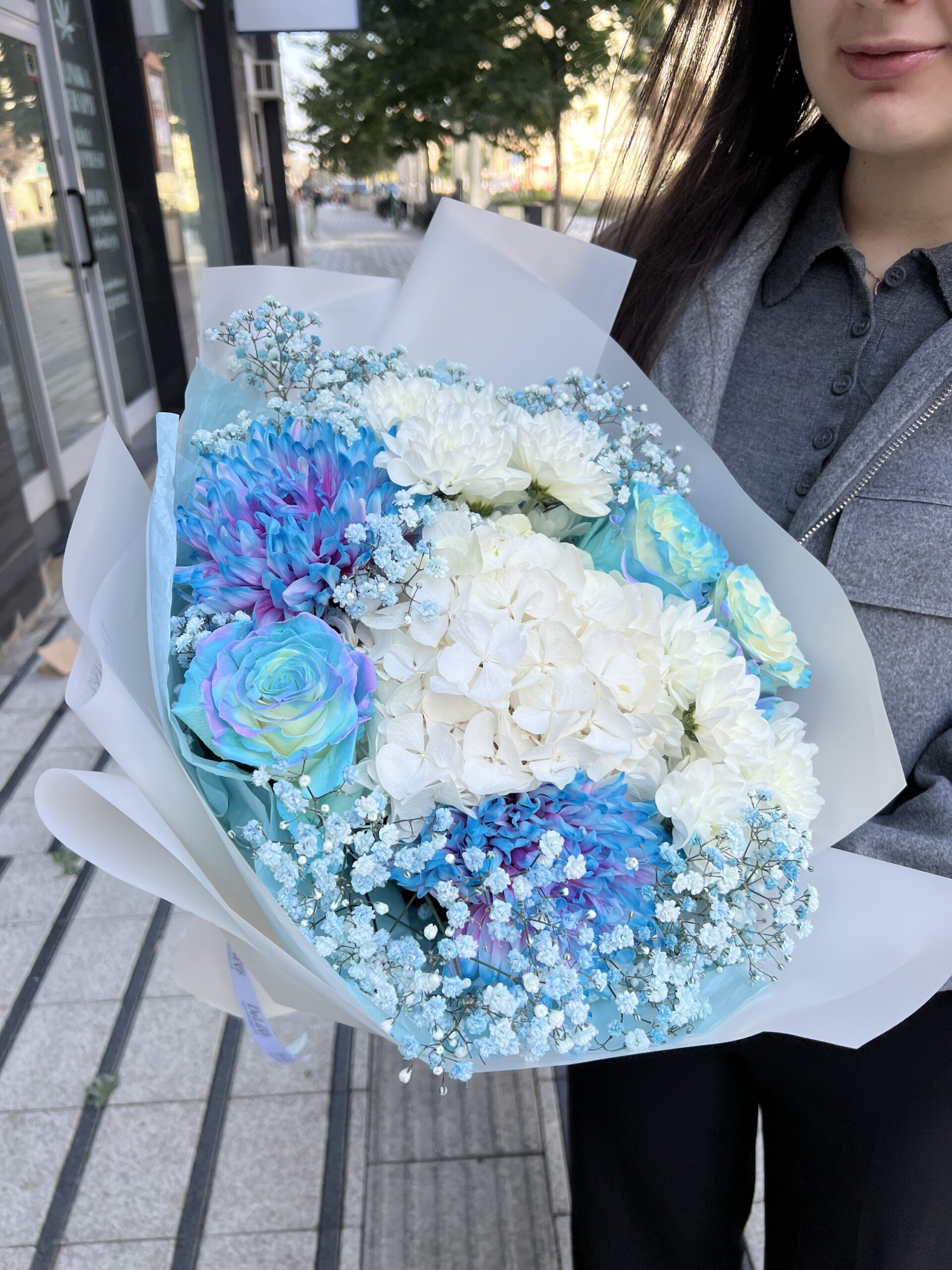 img_6259 bukiet z hortensji i róż Poznań