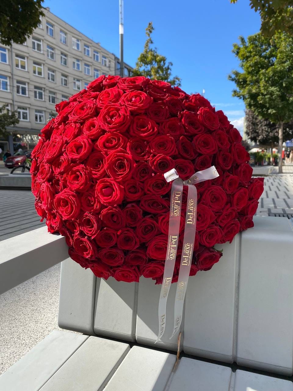 img_6613 Bukiet 101 czerwonych róż (70 cm) Studio Deluxe Poznań
