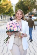 Bukiet róż “Bubblegum” – mix pastelowych róż (21 szt) - obrazek 2