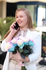 Bukiet róż “Bubblegum” – mix pastelowych róż (21 szt) - obrazek 3