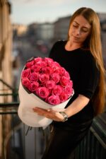 Bukiet róż Lola 25 szt - obrazek 3