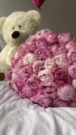 Bukiet różowych piwonii - obrazek 2