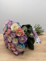 Bukiet z kolorowych róż - obrazek 3