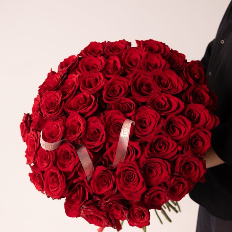 Bukiet 51 czerwonych róż