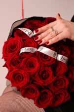 Bukiet czerwonych róż Explorer Poznań