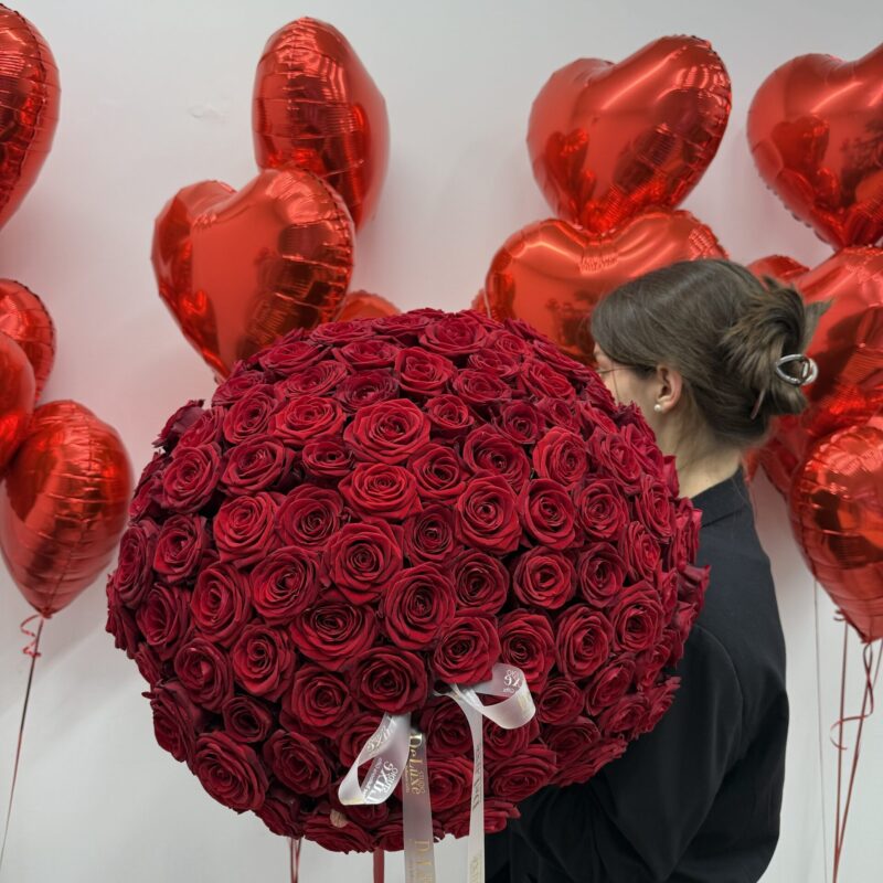 Bukiet 101 czerwonych róż 60 cm Studio Deluxe Poznań