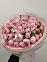 Bukiet jasnoróżowych piwonii w pąkach Studio Deluxe