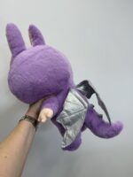 Labubu fioletowy - obrazek 2