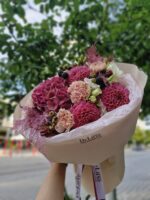 Bukiet z hortensji, dalii i goździków - obrazek 2