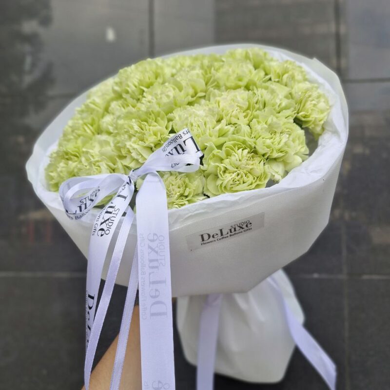 bukiet z goździków Studio Deluxe Poznań