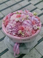 Bukiet z hortensji i eustomy, chryzantemy, goździków