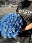 bukiet niebieskich róż 25 szt Studio Deluxe Poznań