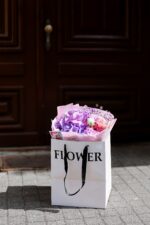 Bukiet z hortensji,goździków, eustomy, gipsówki - obrazek 2