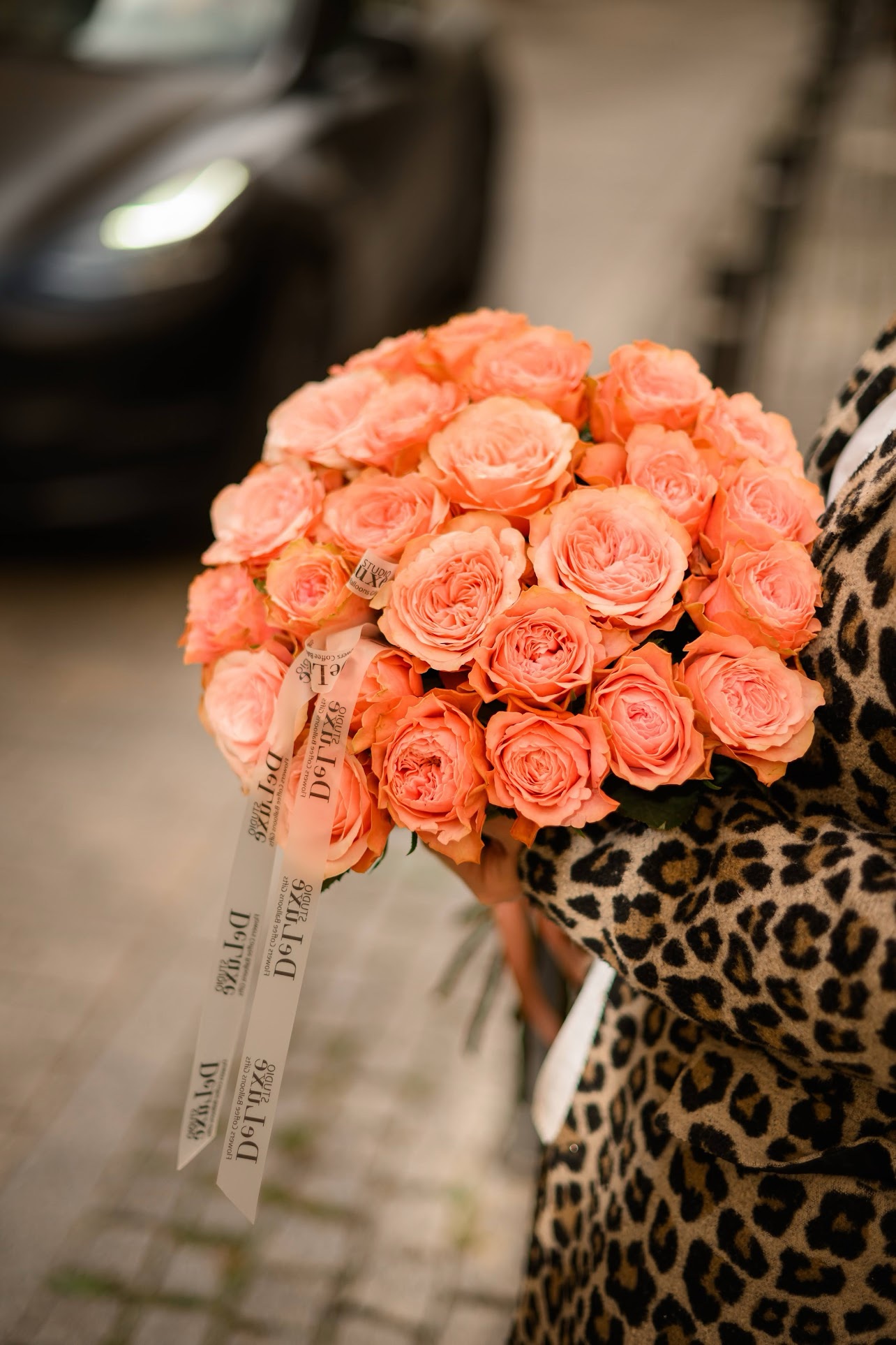 img_8224 bukiet herbacianych róż Kahala 25 szt Studio Deluxe Poznań