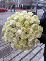 Bukiet z 41 białych róż Mondial Studio Deluxe Poznań