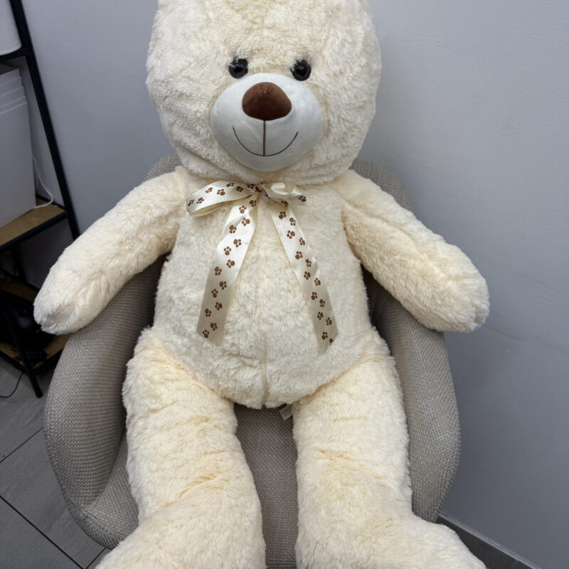 Pluszowy miś 60 cm w kremowym kolorze Studio Deluxe