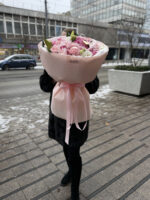 Bukiet różowy z chryzantem, goździków i róż | Studio Deluxe