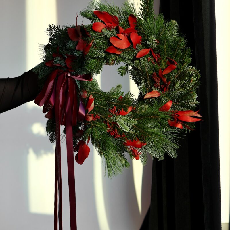 Wianek adwentowy z żywego nobilisa + pudełko – Studio Deluxe