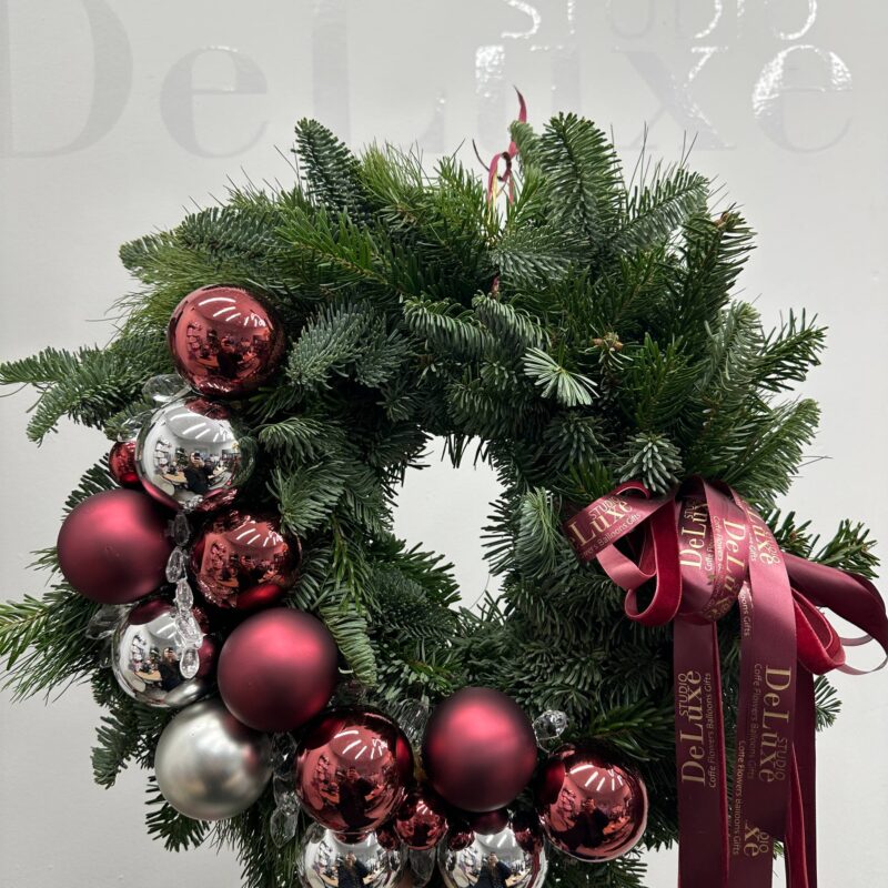 Świąteczny wianek z nobilisa – Studio Deluxe