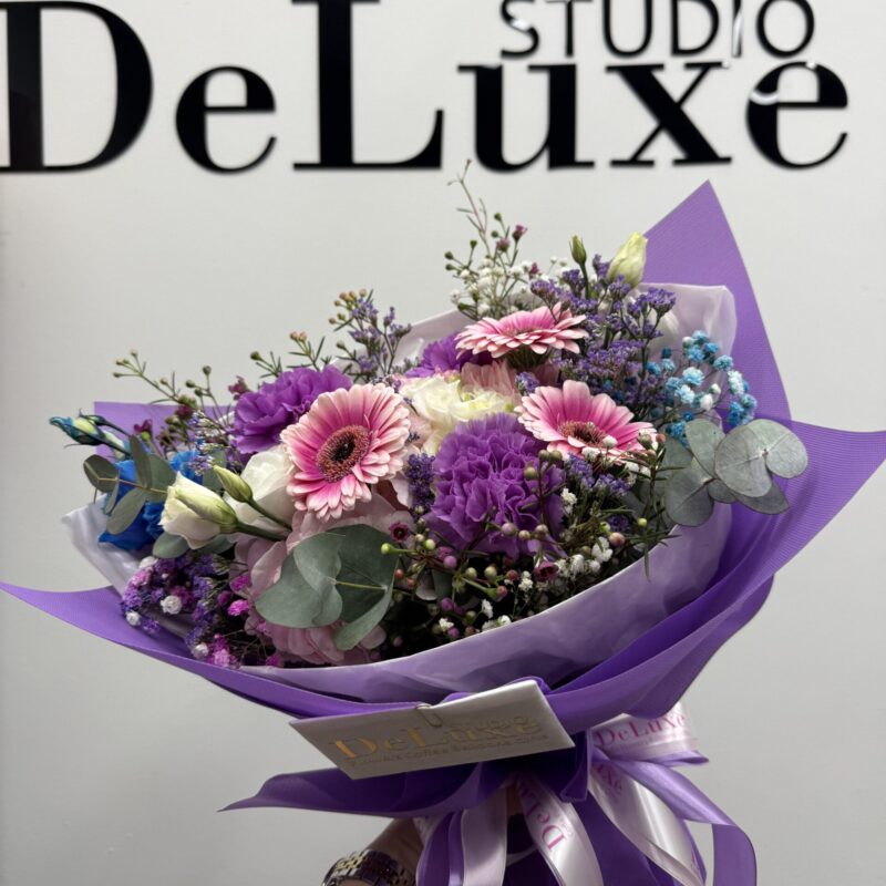 Bukiet z gerberami, eustomą i goździkami | Studio Deluxe