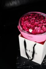 Bukiet z piwoniowej róży – luksusowa kompozycja | Poznań