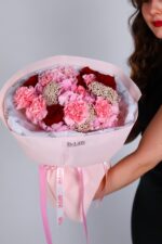 Bukiet z hortensji, goździków i róż – Poznań | Studio Deluxe