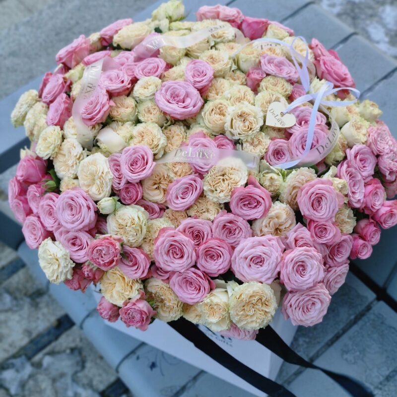 Mix róż gałązkowych 51 szt z torebką | Studio Deluxe