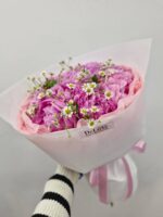 Bukiet piwonii z rumiankiem | Studio Deluxe Poznań