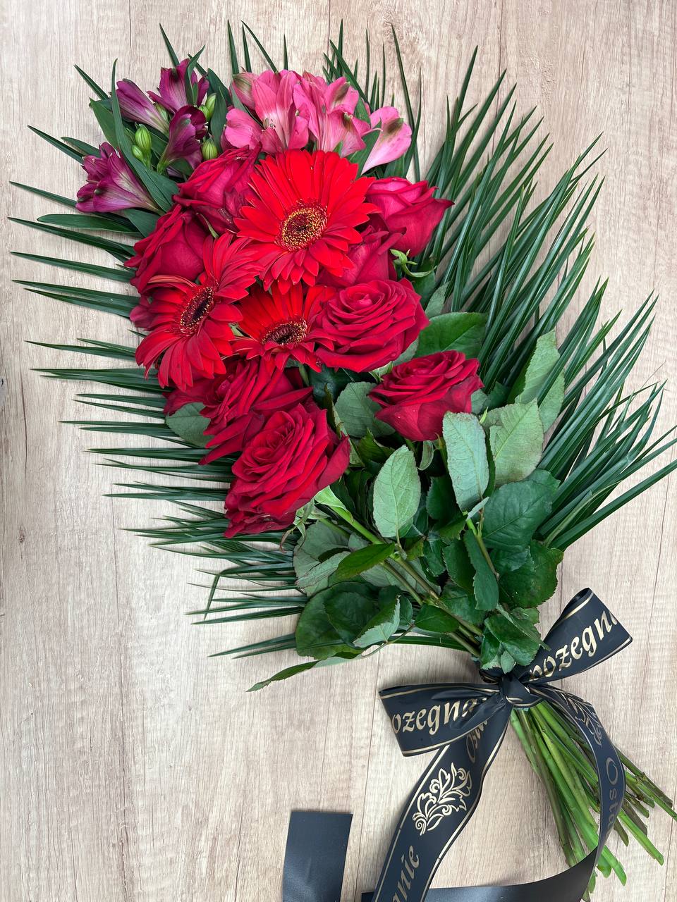 IMG_5973 Wiązanka pogrzebowa z czerwonych kwiatów Poznań