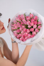 Różowe tulipany – bukiet Studio Deluxe Poznań