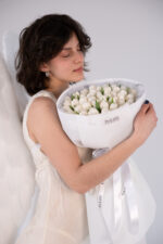 Białe tulipany – bukiet Studio Deluxe Poznań