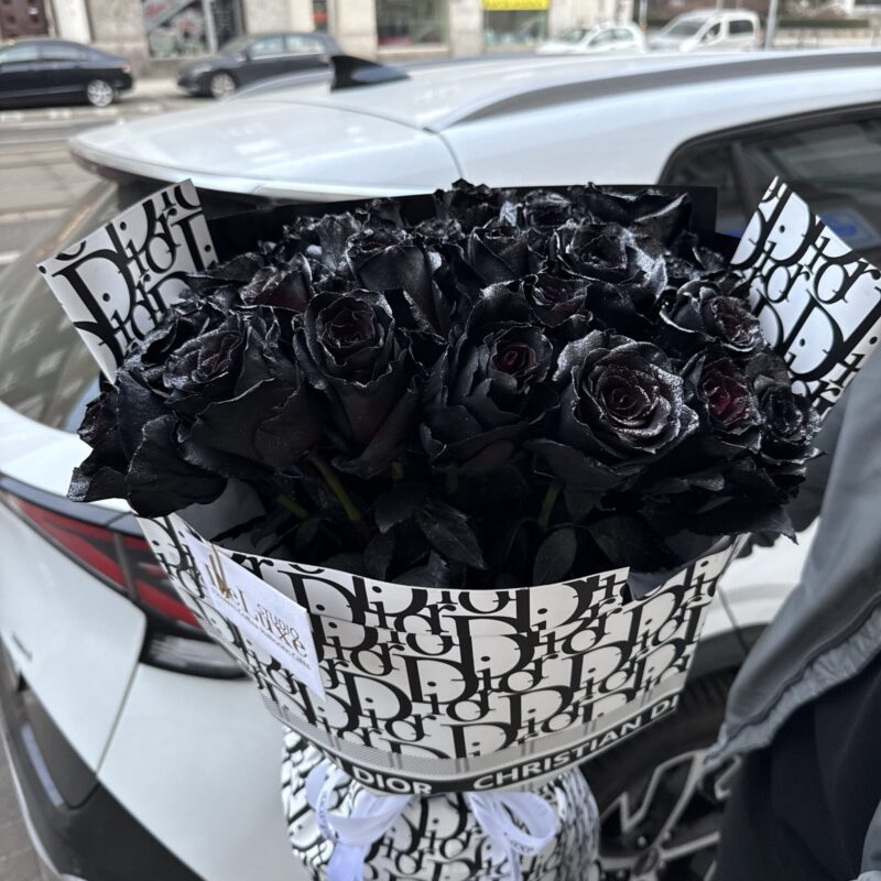 Czarne róże z brokatem – 25 szt