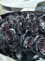 Czarna róża z brokatem 25 szt