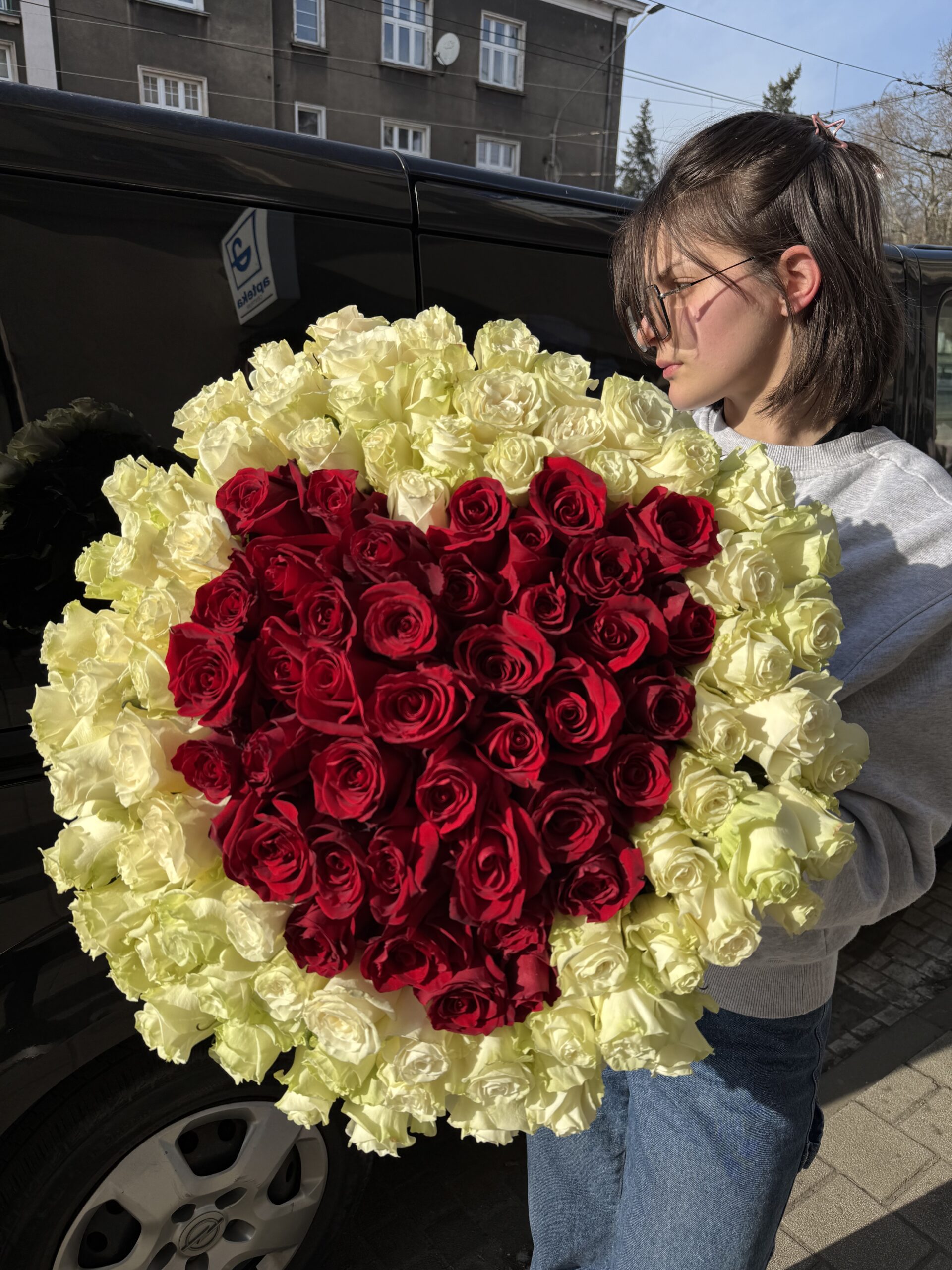 IMG_8459 101 róża – kompozycja w kształcie serca