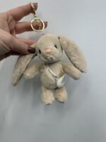 Brelok - zabawką w kształcie króliczka