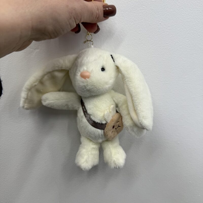 Brelok - zabawką w kształcie króliczka