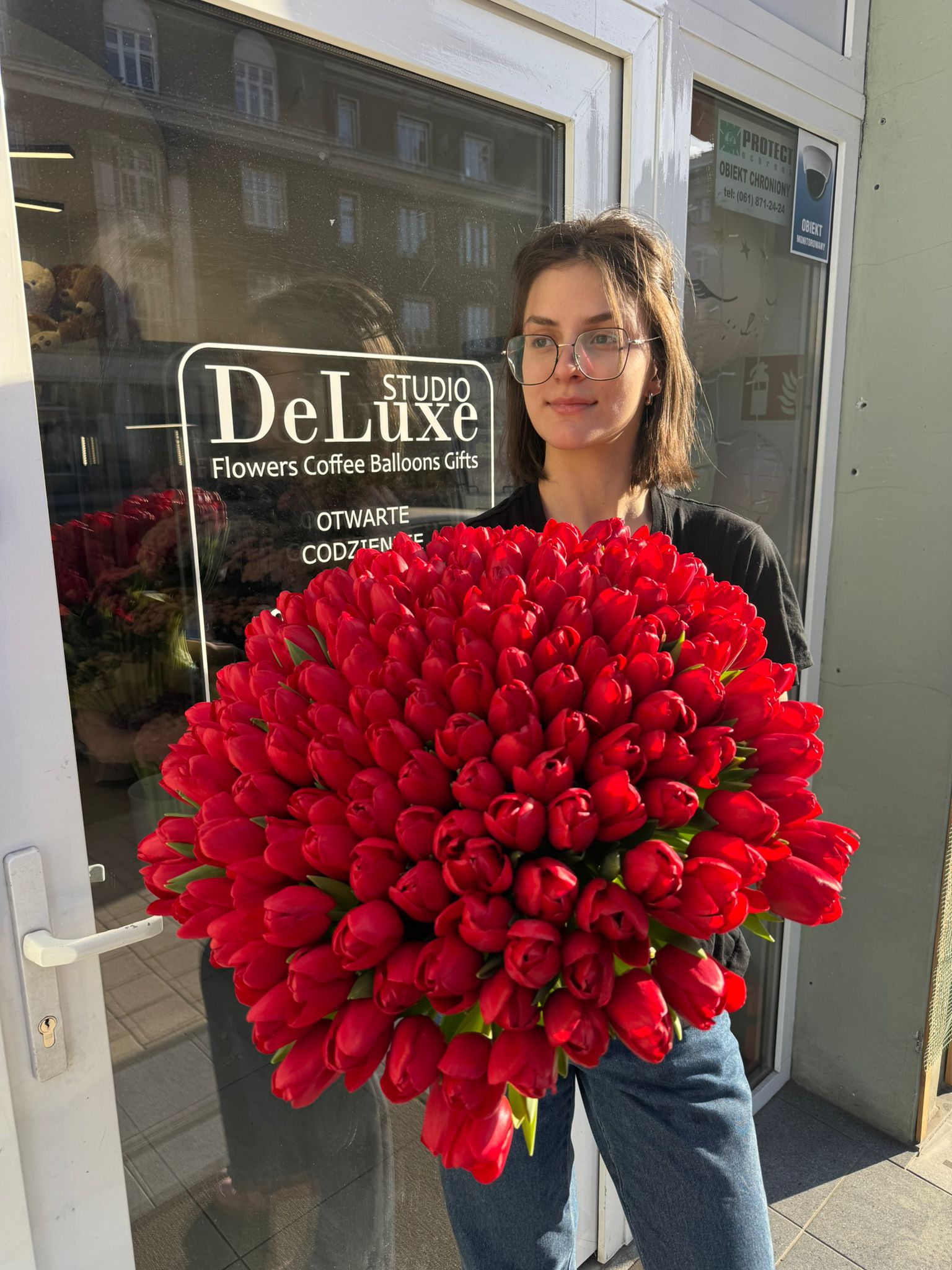 WhatsApp Image 2026-03-06 at 20.57.17 Bukiet z 163 tulipanów – Studio Deluxe Poznań