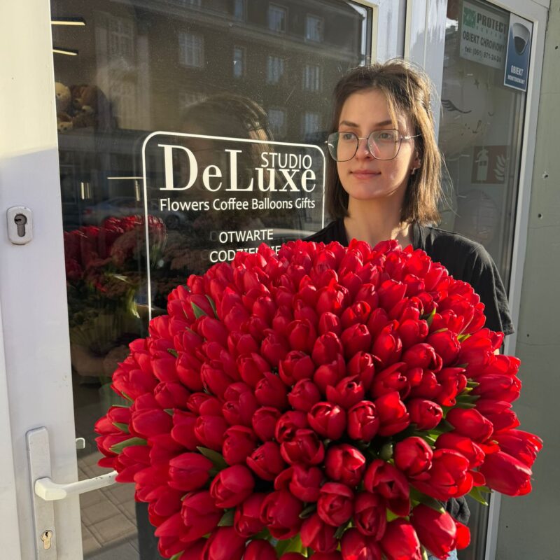 Bukiet z 163 tulipanów – Studio Deluxe Poznań