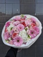 Bukiet Premium miks z hortensji, fresii, piwoniowej róży, gerber, goździków, eustomy , chryzantemy - obrazek 2