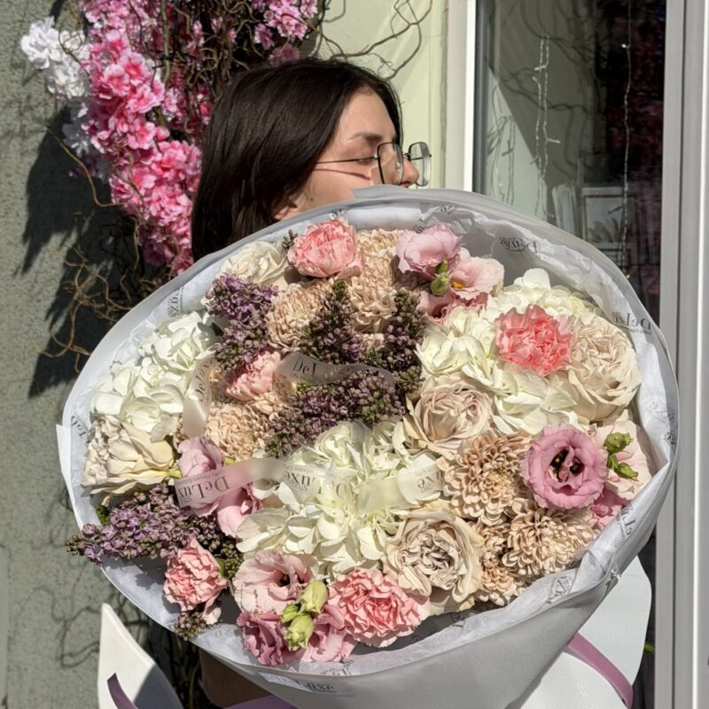 Bukiet pastelowy z hortensją, różą i eustomą | Kwiaty Poznań